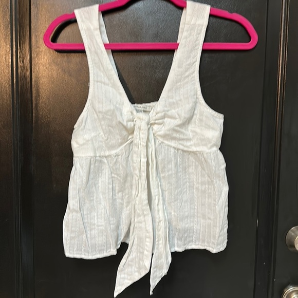 American Eagle Outfitters Tops - Cute American Eagle crop top